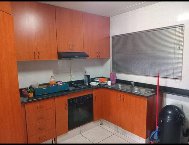 2 BEDROOM APARTMENT FOR SALE IN MONTCLAIR